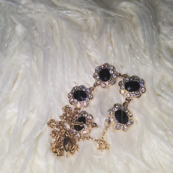 💃Designer Chain Necklace With Dazzling Crystal Stones🌴 - Picture 7 of 8